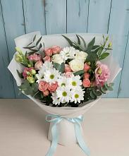 Букет цветов из:  Розы, Лизиантусы и Хризантемы в Федино