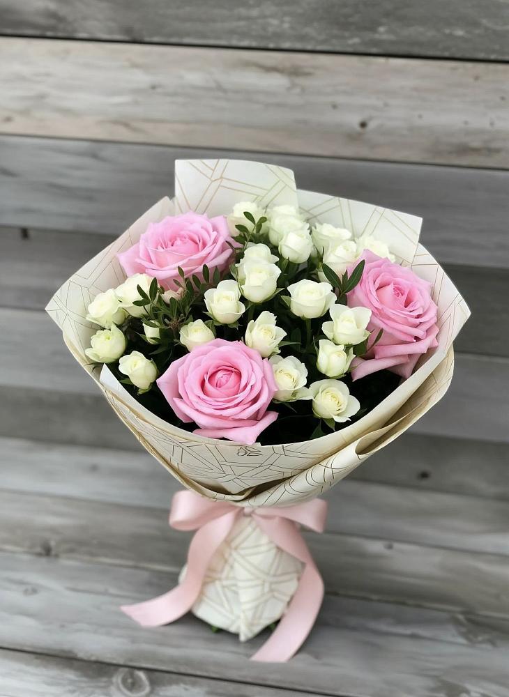 Букет цветов из: Розы в Федино