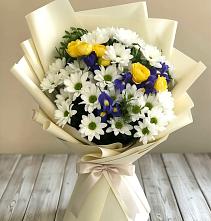 Букет цветов из:  Ирисы, Хризантемы и Розы #REPLACE_PRED# Федино