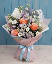 Букет цветов из:  Лизиантусы, Розы, Альстромерии и Гипсофила #REPLACE_PRED# Федино