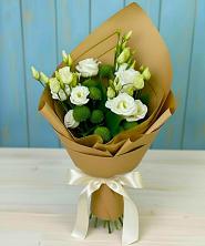 Букет цветов из:  Хризантемы и Лизиантусы в Федино