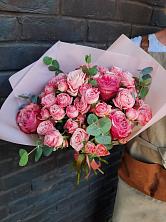 Букет розы в пальмах в Федино Букет цветов из: Розы в Федино